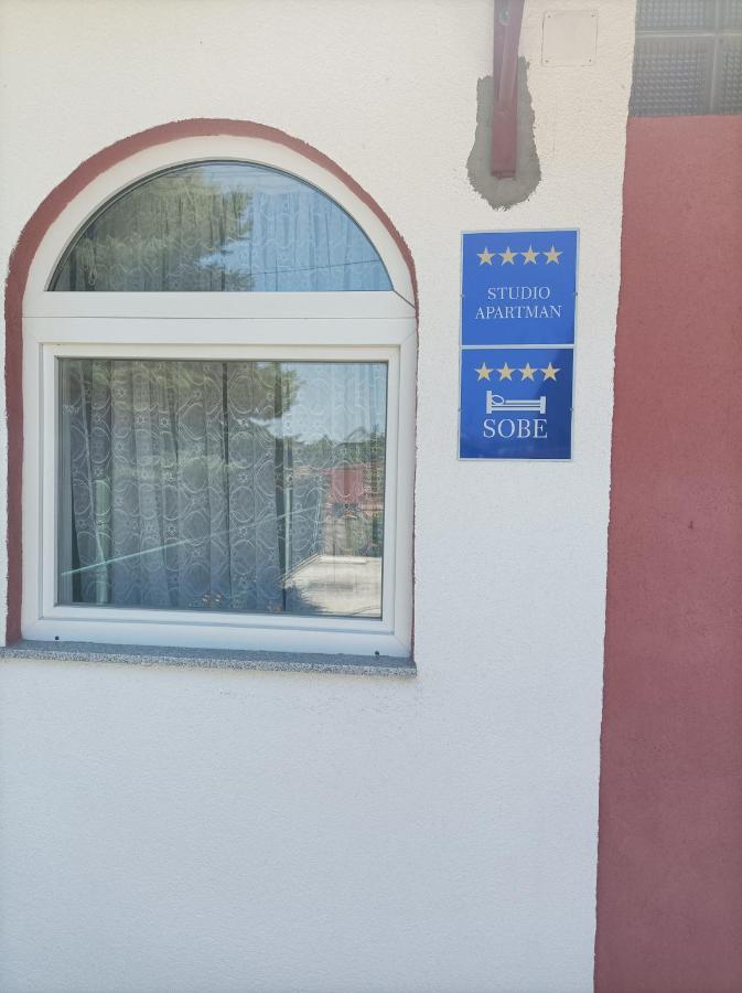 Arena Nikic Hotel Osijek Eksteriør billede