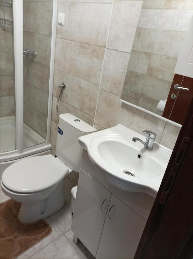 Arena Nikic Hotel Osijek Eksteriør billede