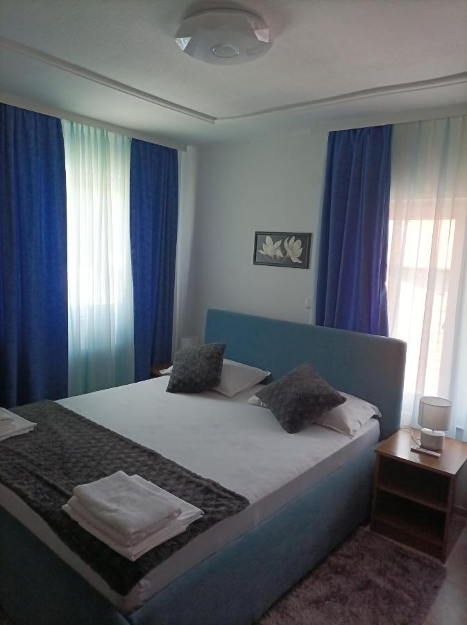 Arena Nikic Hotel Osijek Eksteriør billede